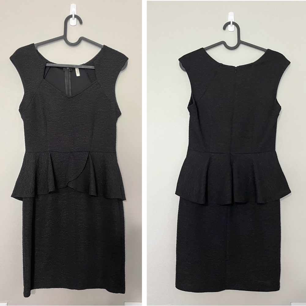 Hello Miss Black Cap-Sleeve V-Neck Peplum Bodycon Dress